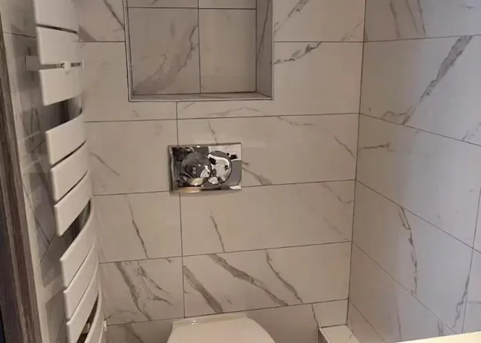 Joli Proche Place Wilson - Centre *